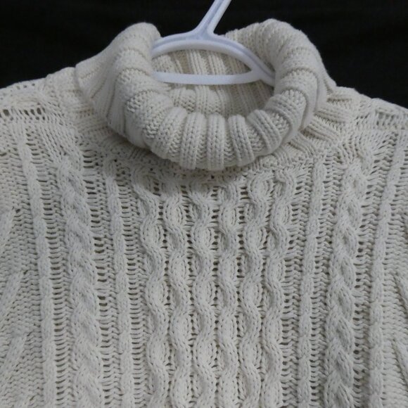 BIANCA NYGARD | medium 10-12 | Ivory Cable Knit Turtleneck Sweater - Picture 4 of 16